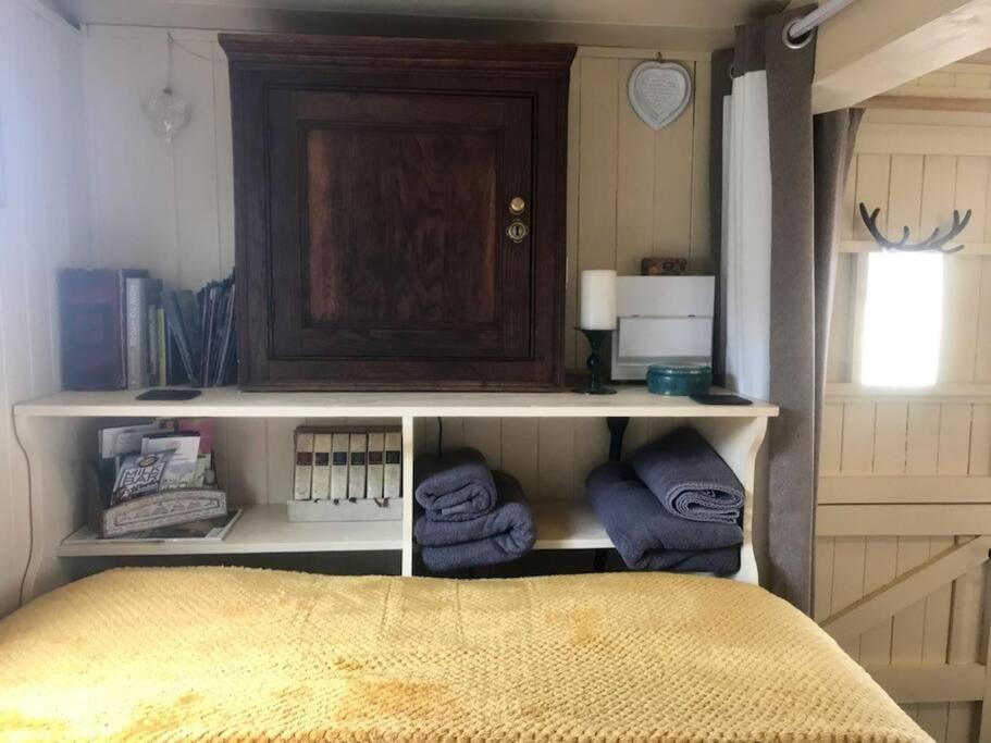 The Humble Hut Apartment Wooler Bagian luar foto