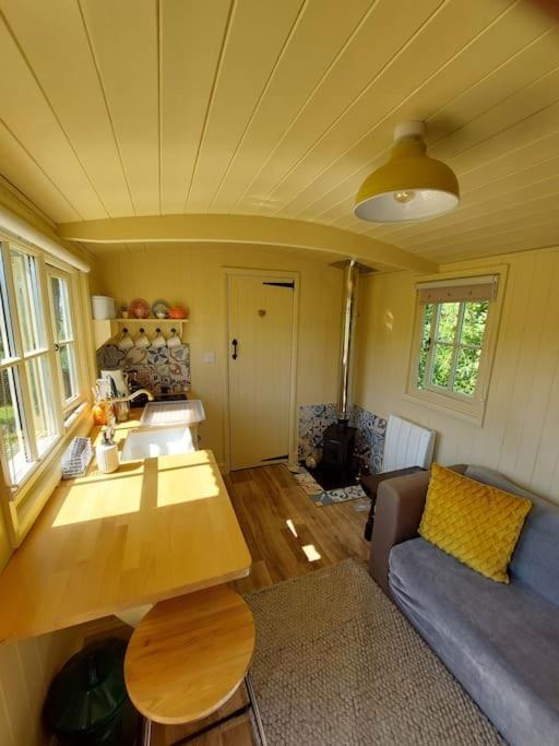The Humble Hut Apartment Wooler Bagian luar foto