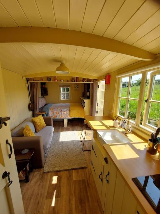 The Humble Hut Apartment Wooler Bagian luar foto